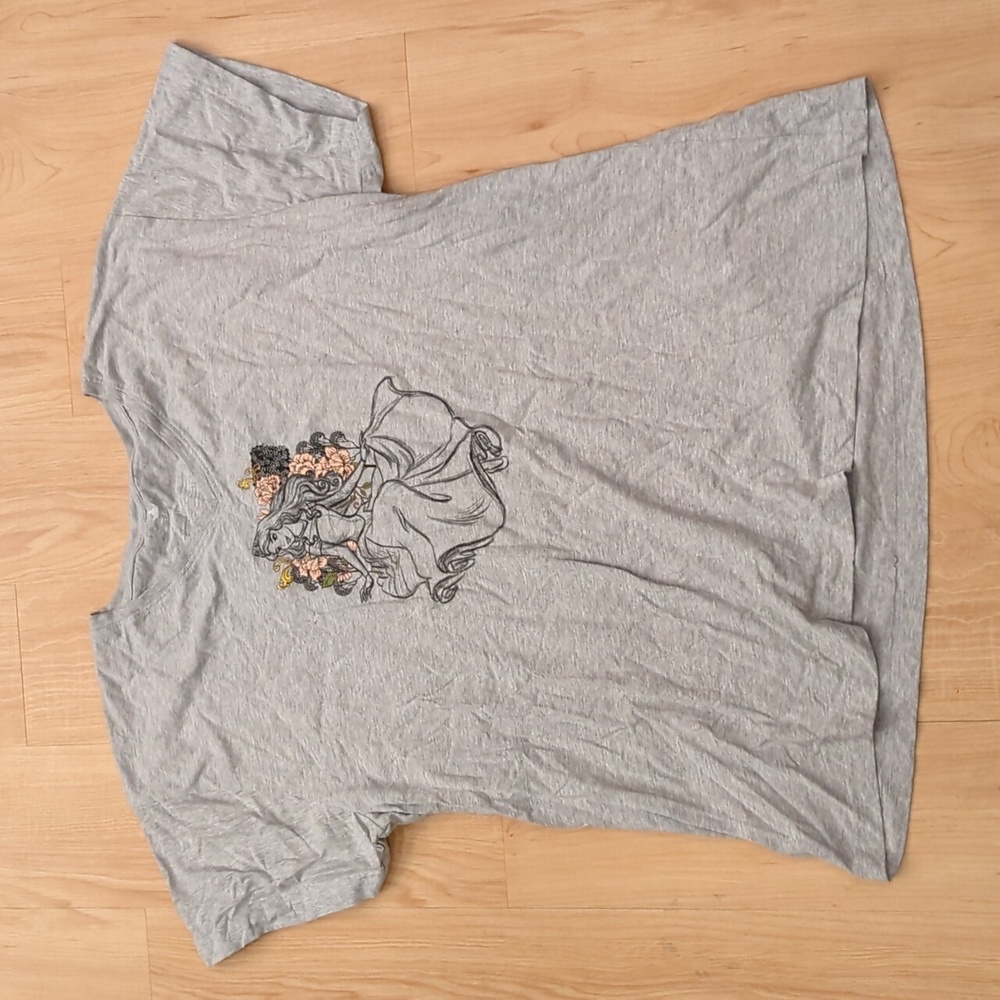 NWOT Disney 3X Sleeping Beauty tee